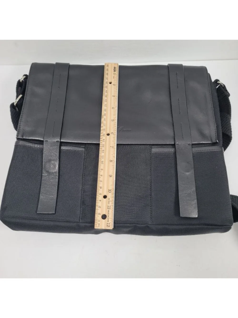 Giorgio Armani Men’s Brown Leather Shoulder Bag Messenger Briefcase NWT